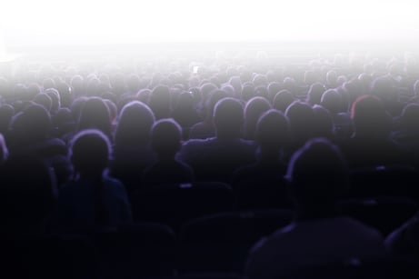 vecteezy_people-sitting-in-a-theater_1961359 (1)
